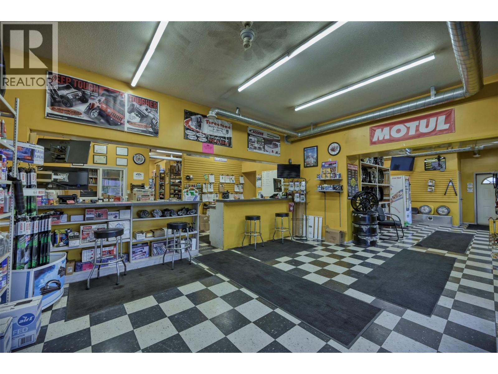 15210 97 Highway Property Photo 12