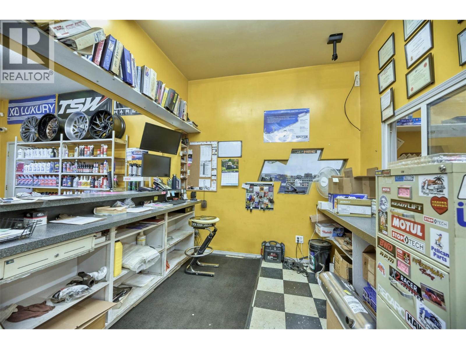 15210 97 Highway Property Photo 13