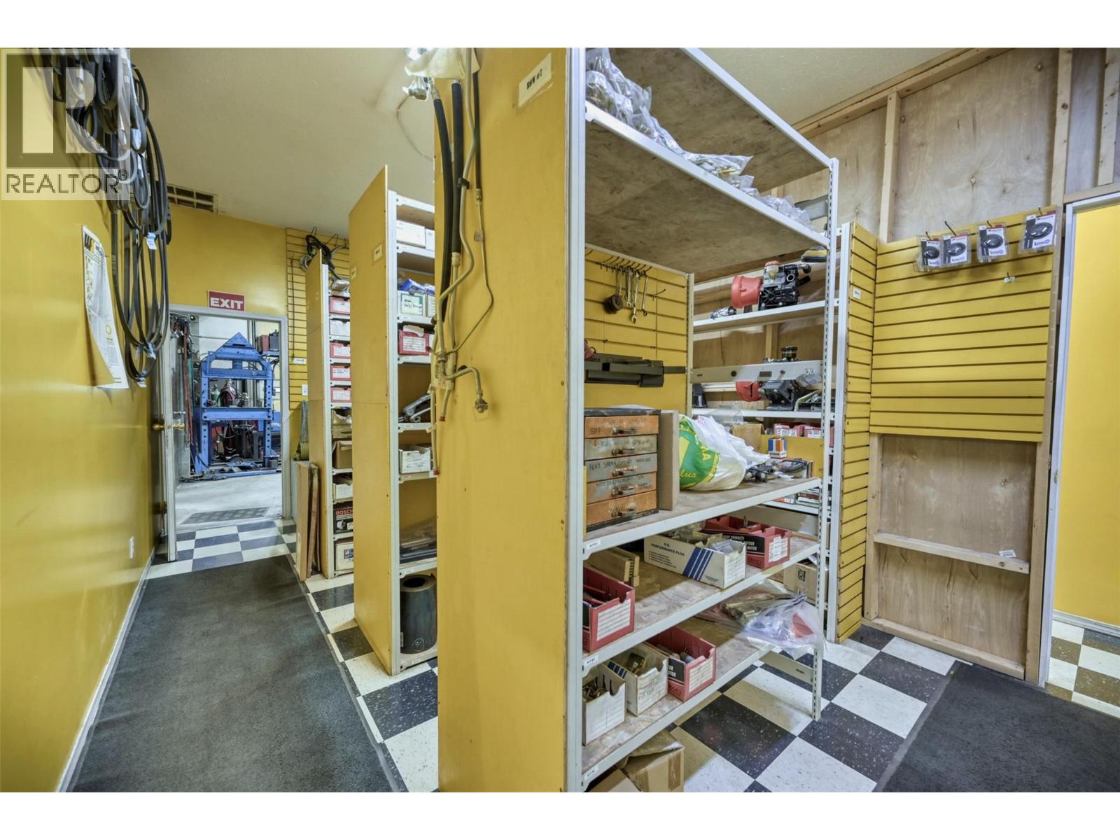 15210 97 Highway Property Photo 17