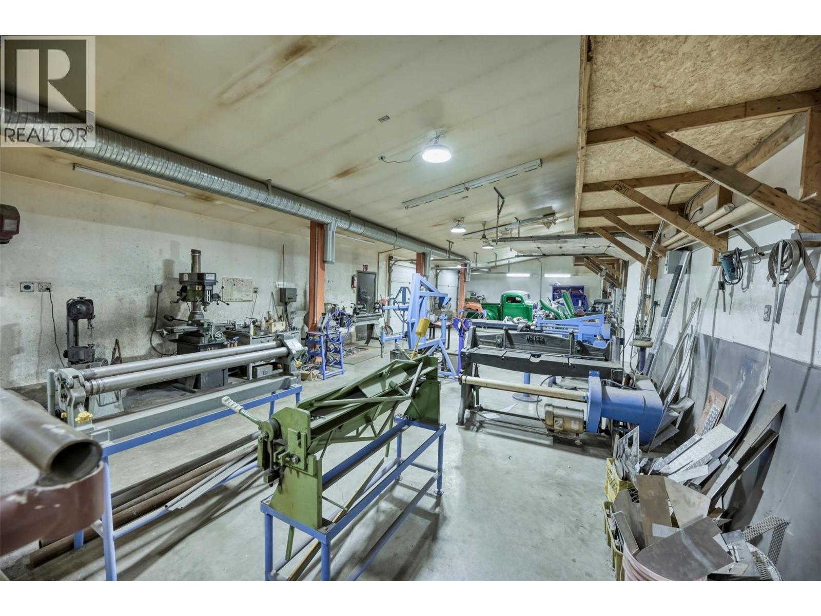 15210 97 Highway Property Photo 21