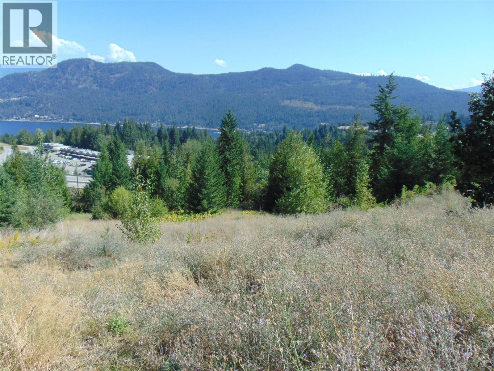 2624 Highlands Drive Property Photo 16