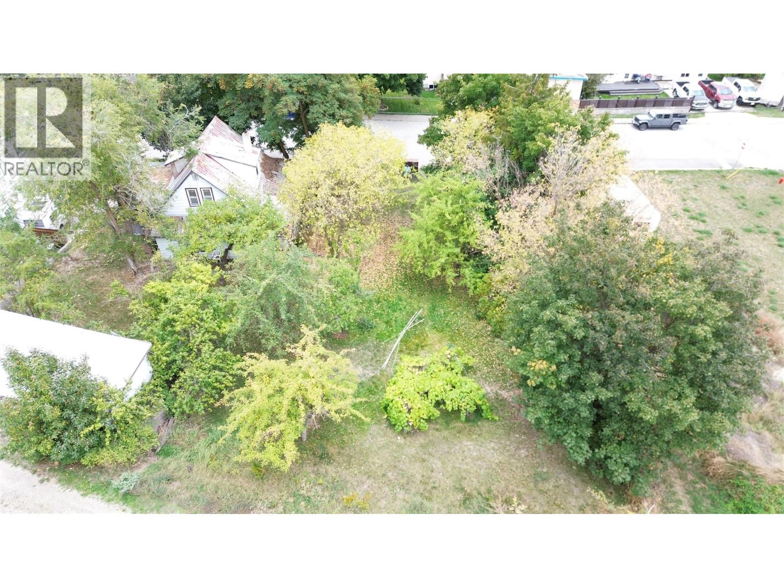 916 Cook Street Property Photo 17