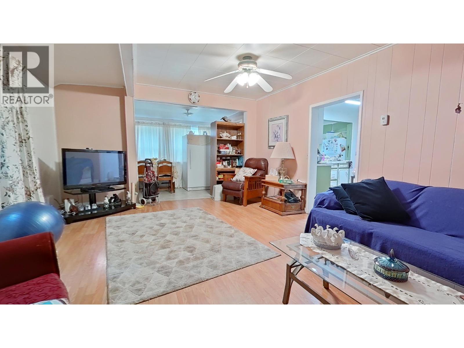 916 Cook Street Property Photo 20