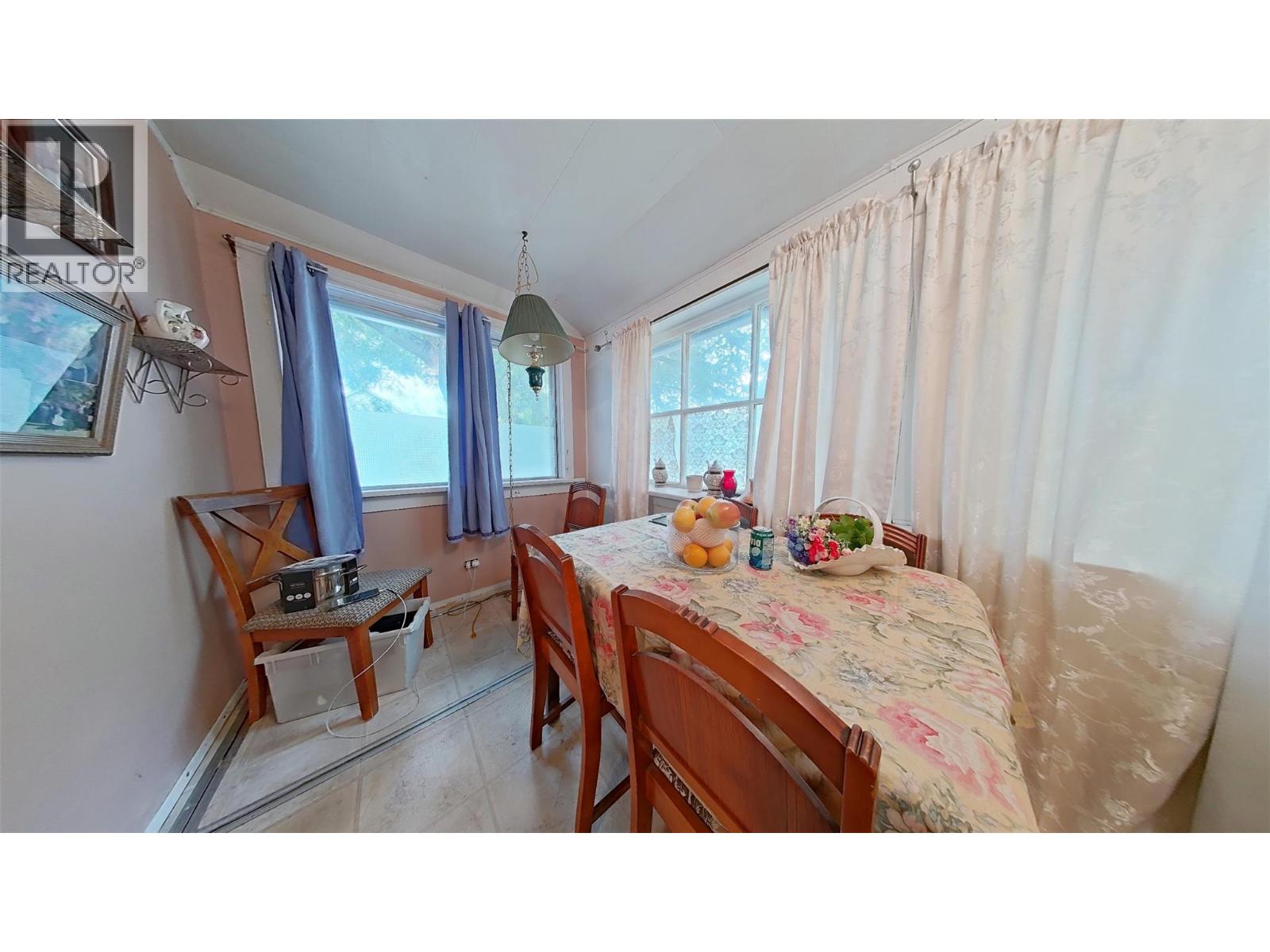 916 Cook Street Property Photo 22