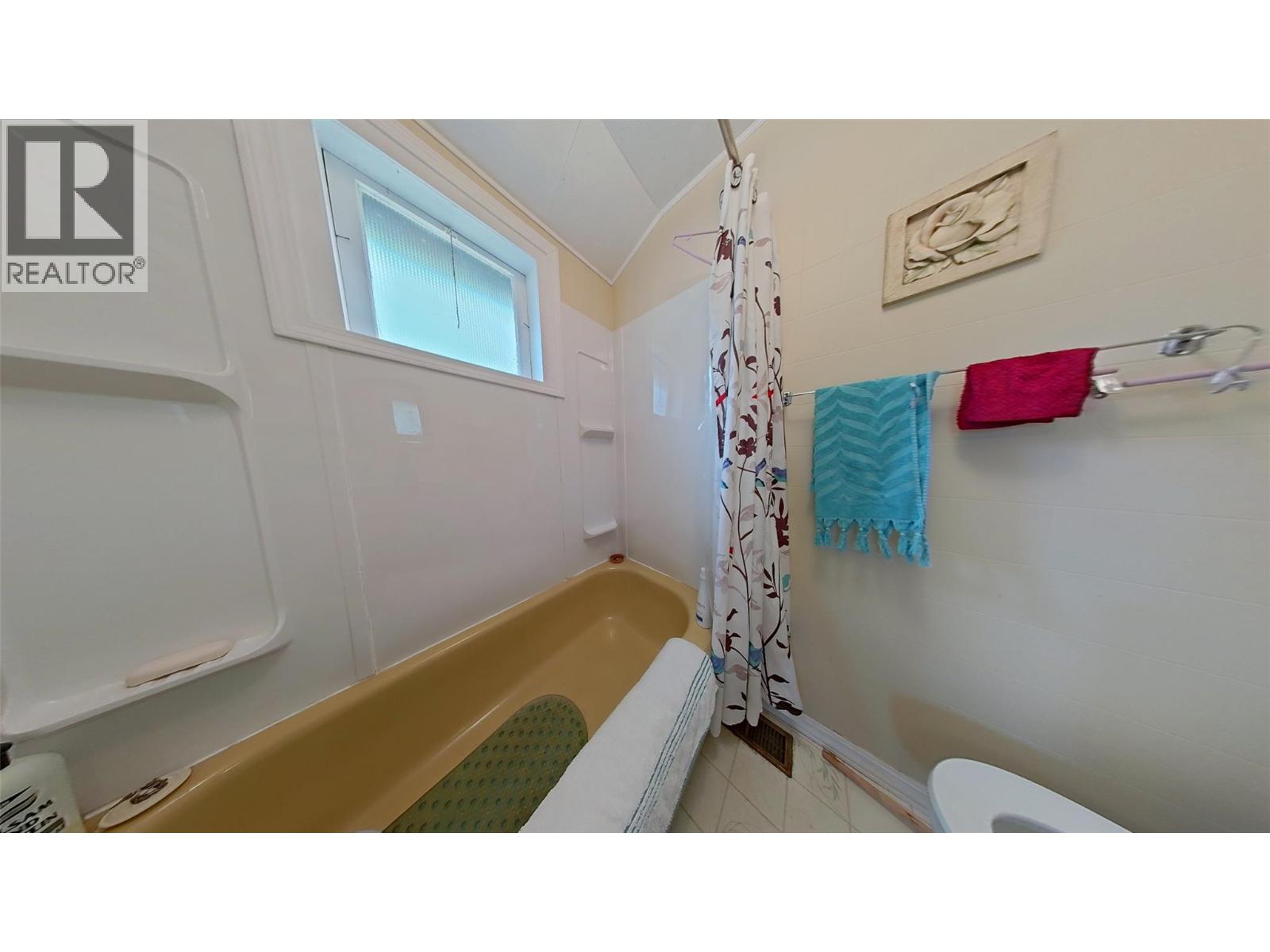 916 Cook Street Property Photo 24