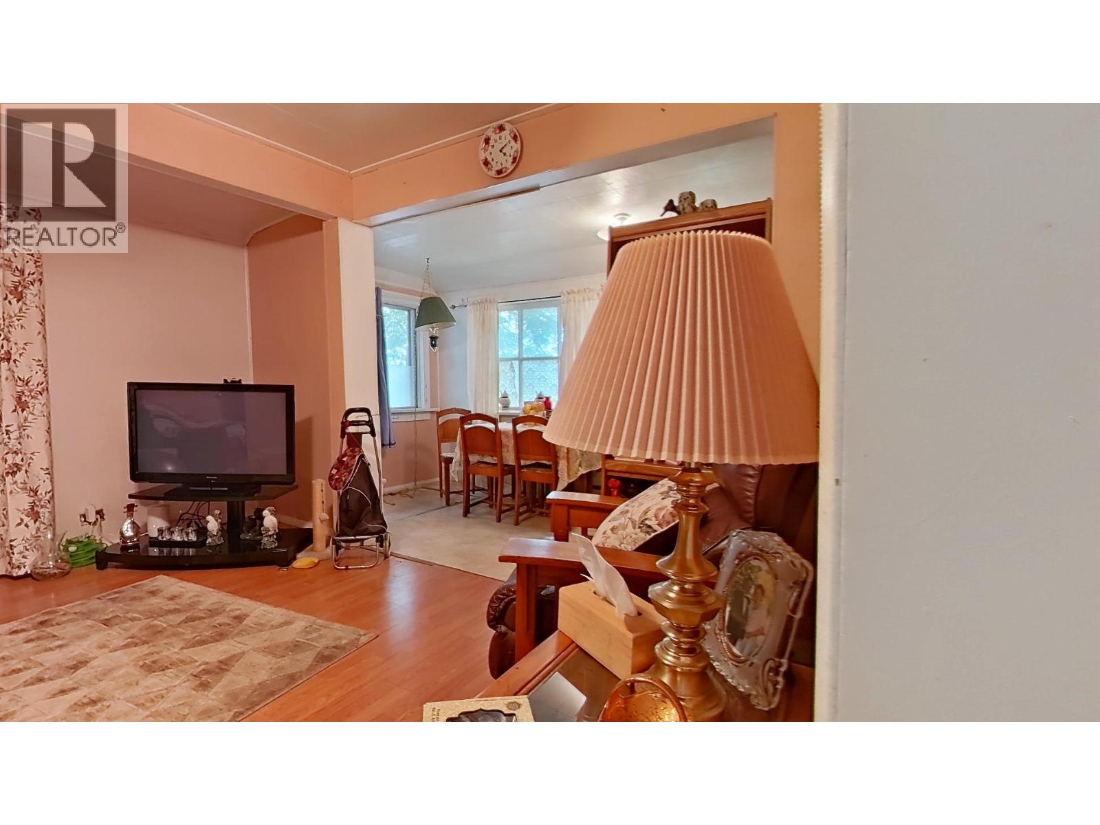 916 Cook Street Property Photo 26