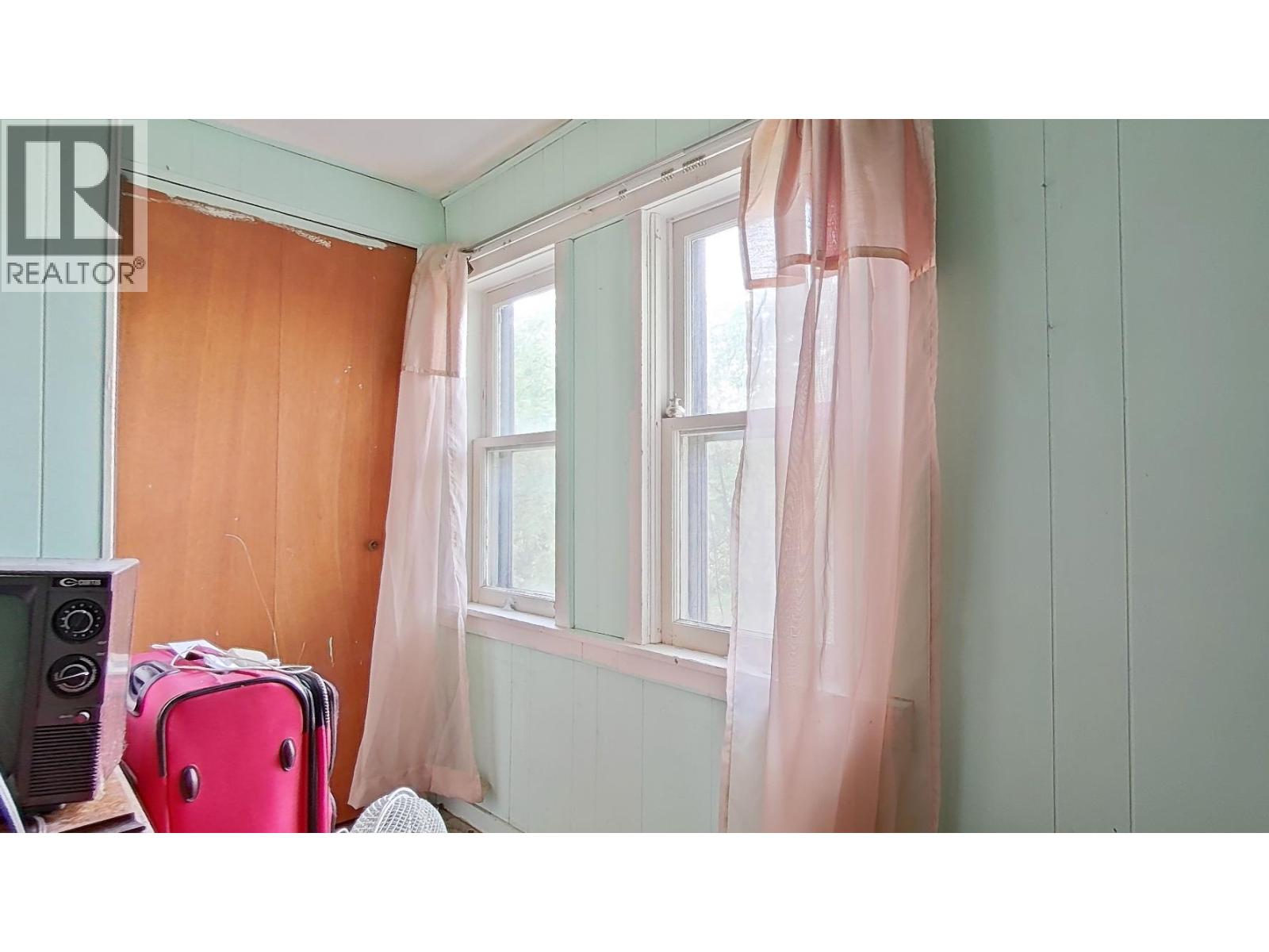 916 Cook Street Property Photo 38