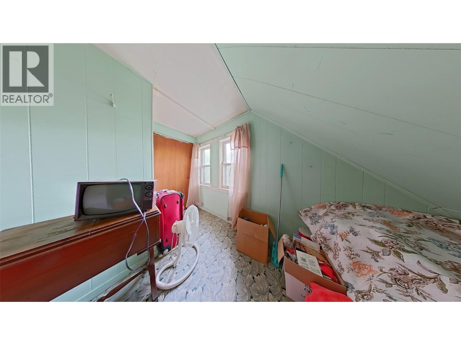 916 Cook Street Property Photo 39