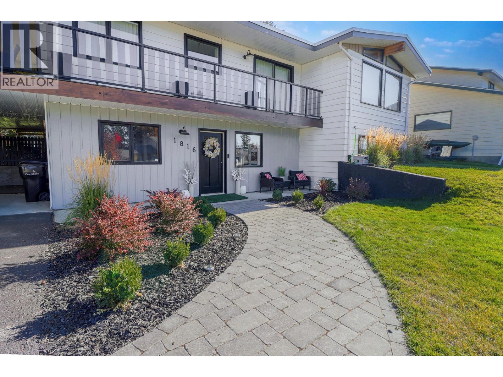 1816 Mt Connell Crescent Property Photo 7