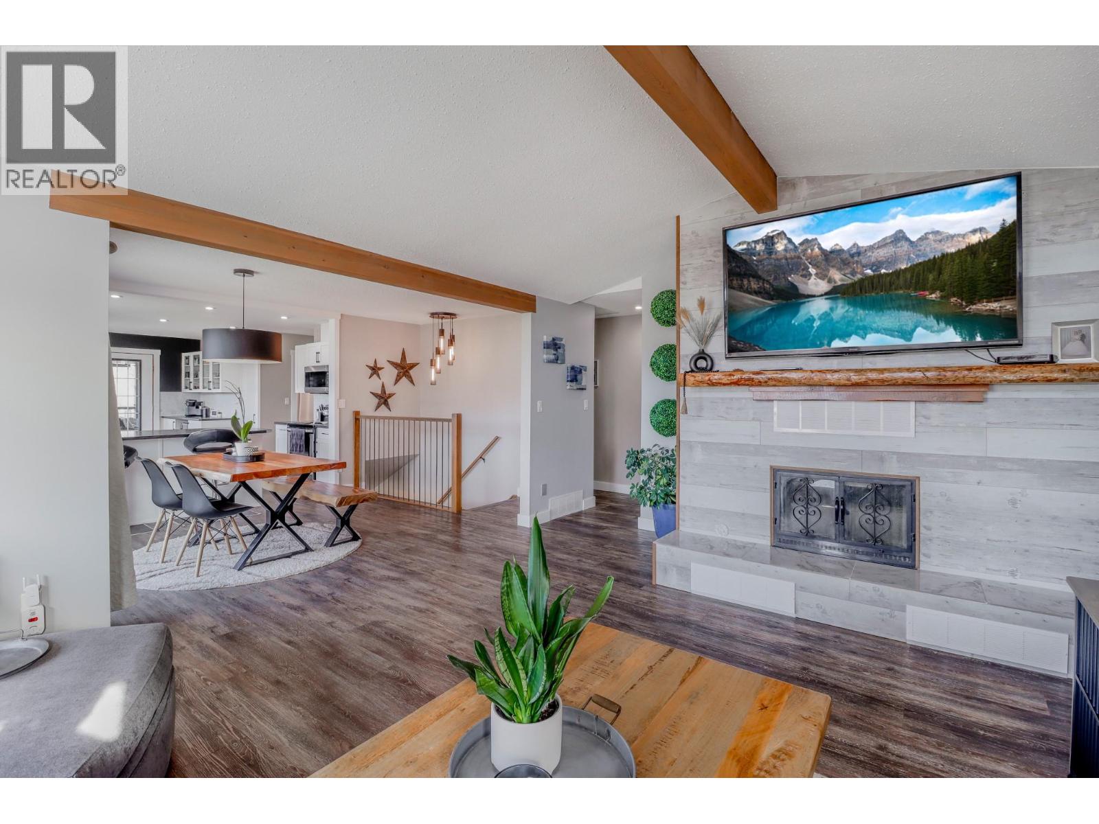 1816 Mt Connell Crescent Property Photo 8