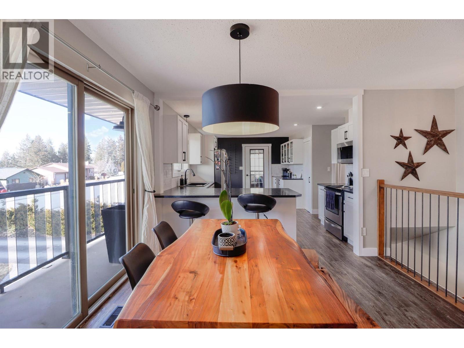 1816 Mt Connell Crescent Property Photo 12