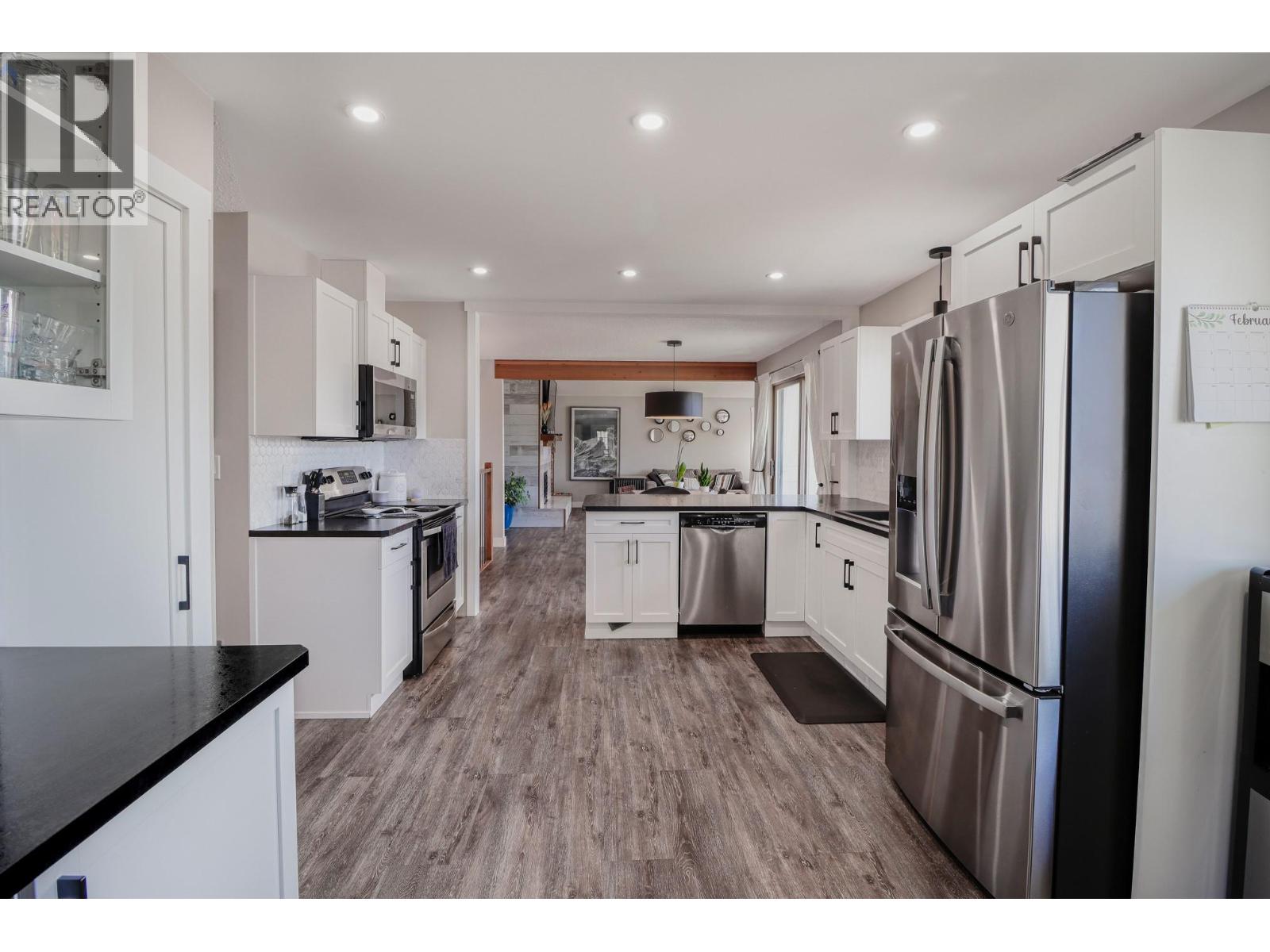 1816 Mt Connell Crescent Property Photo 16