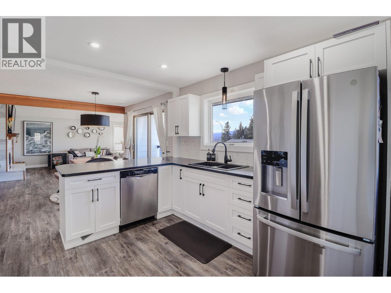 1816 Mt Connell Crescent Property Photo 17