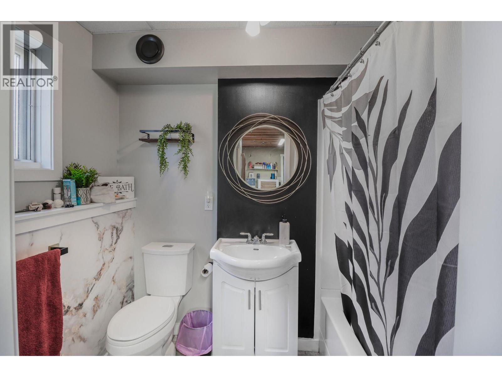 1816 Mt Connell Crescent Property Photo 28