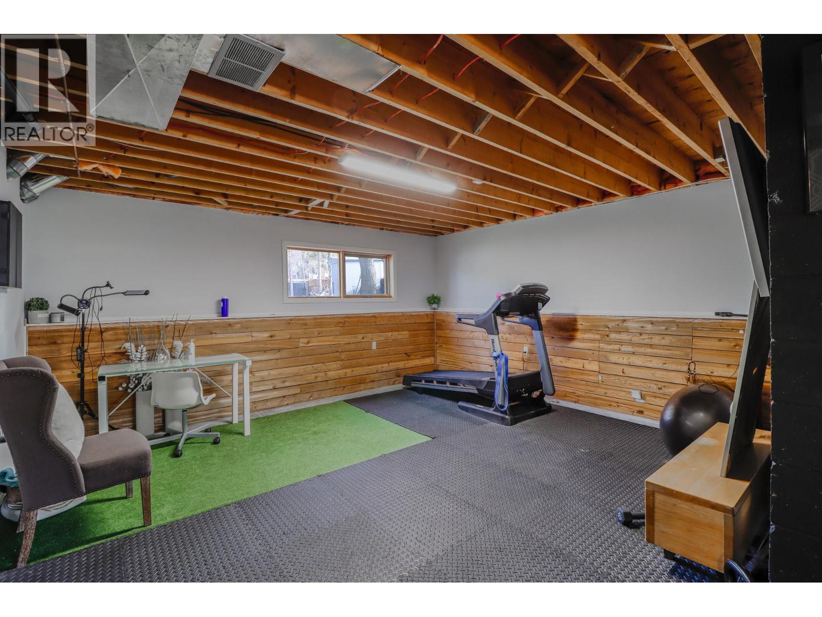 1816 Mt Connell Crescent Property Photo 31
