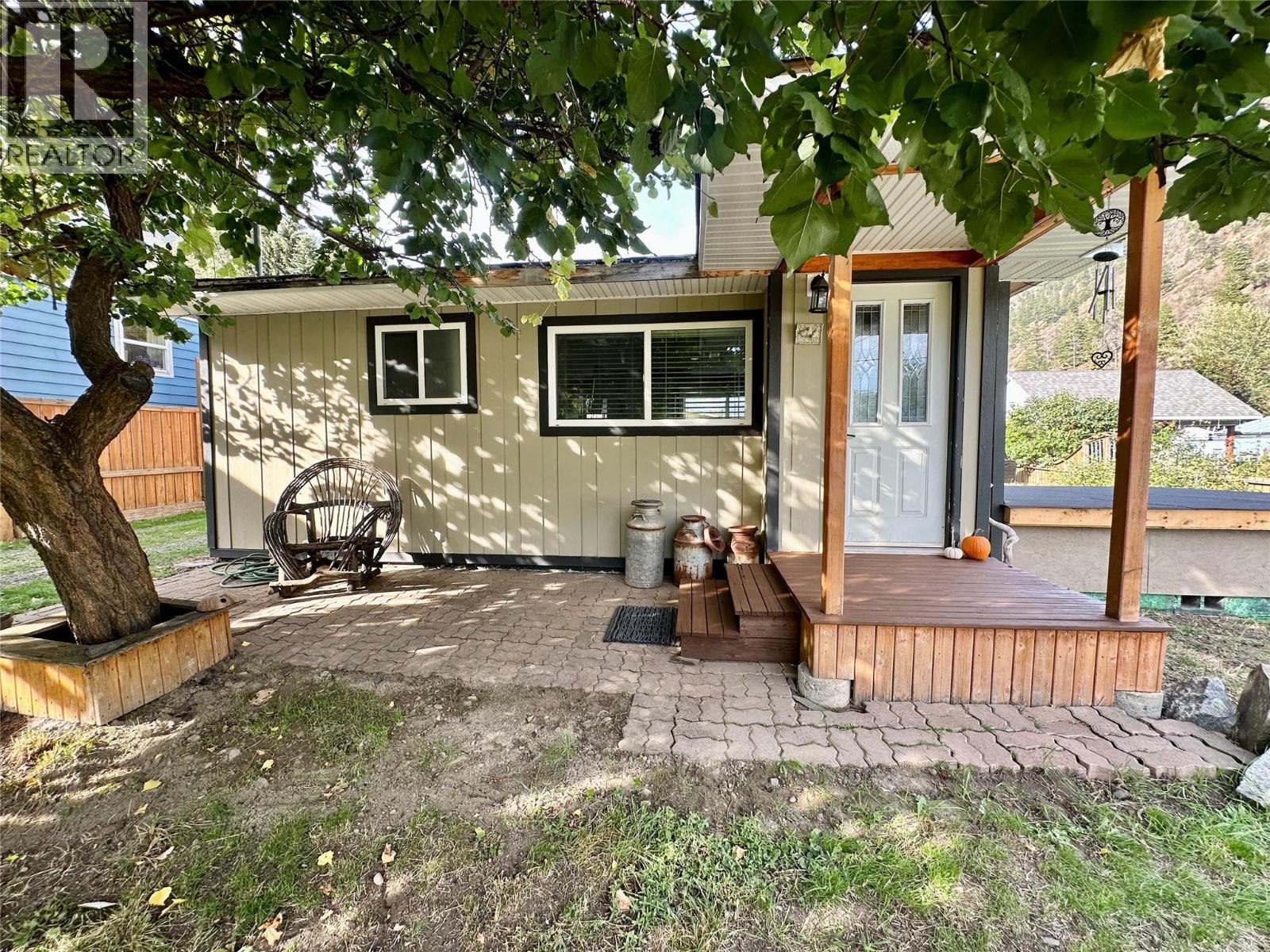 2632 6th Street Property Photo 1