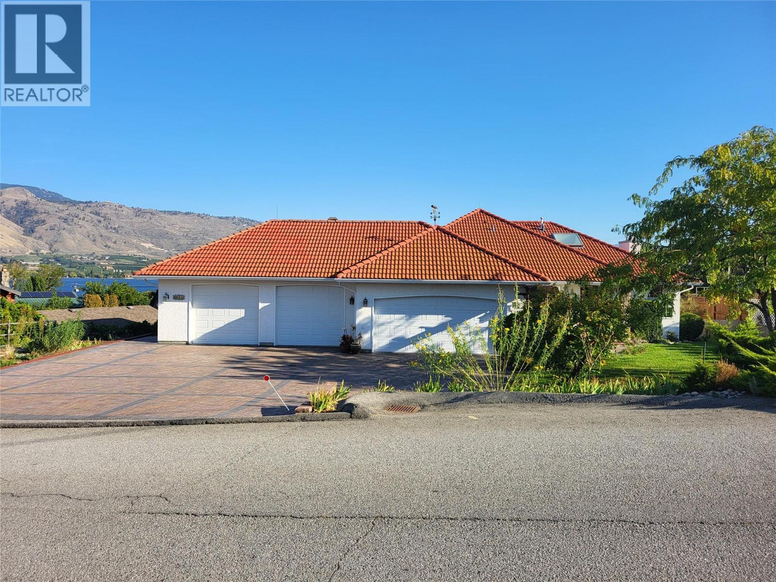 8311 92nd Avenue Property Photo 1