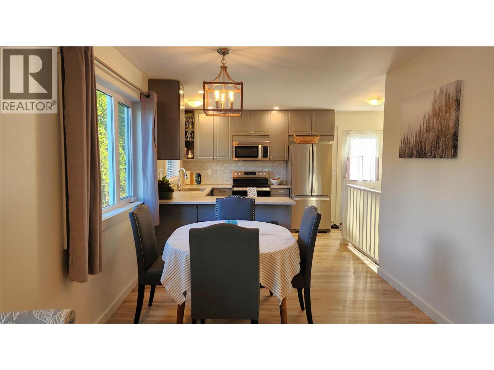 459 Whitman Way Property Photo 20