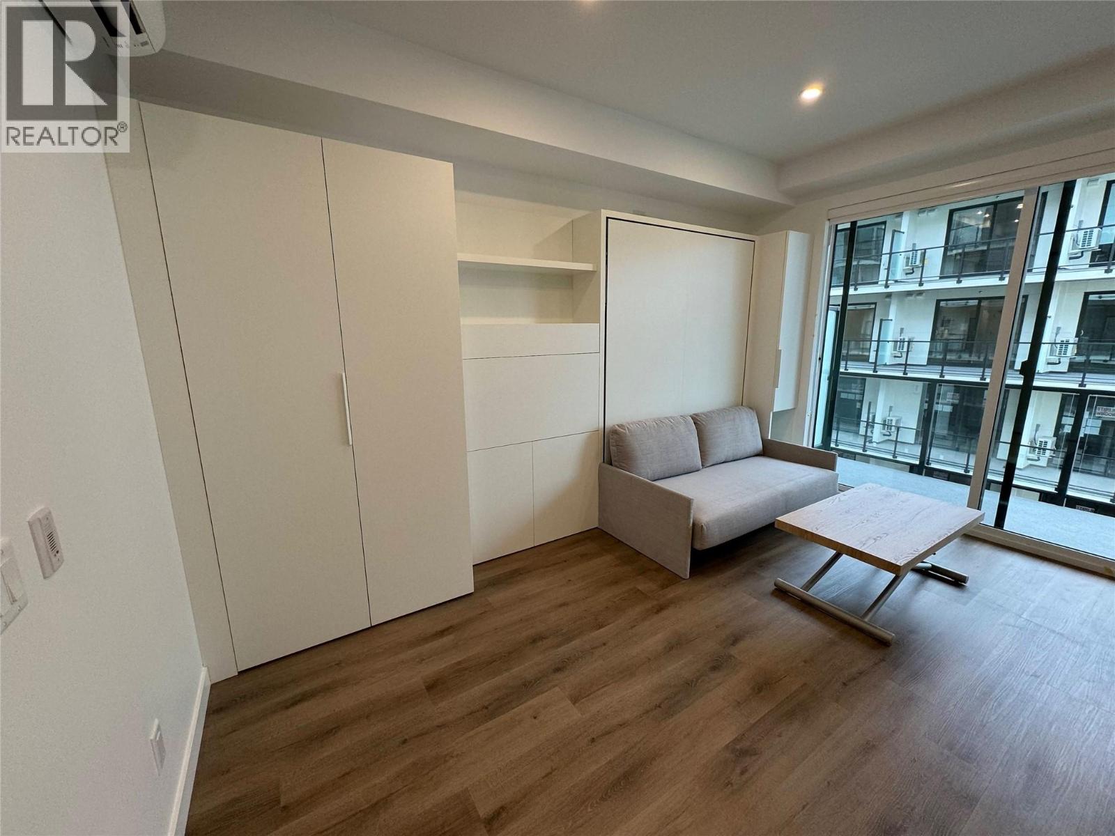 1274 Devonshire Avenue Unit# 445 Property Photo 2