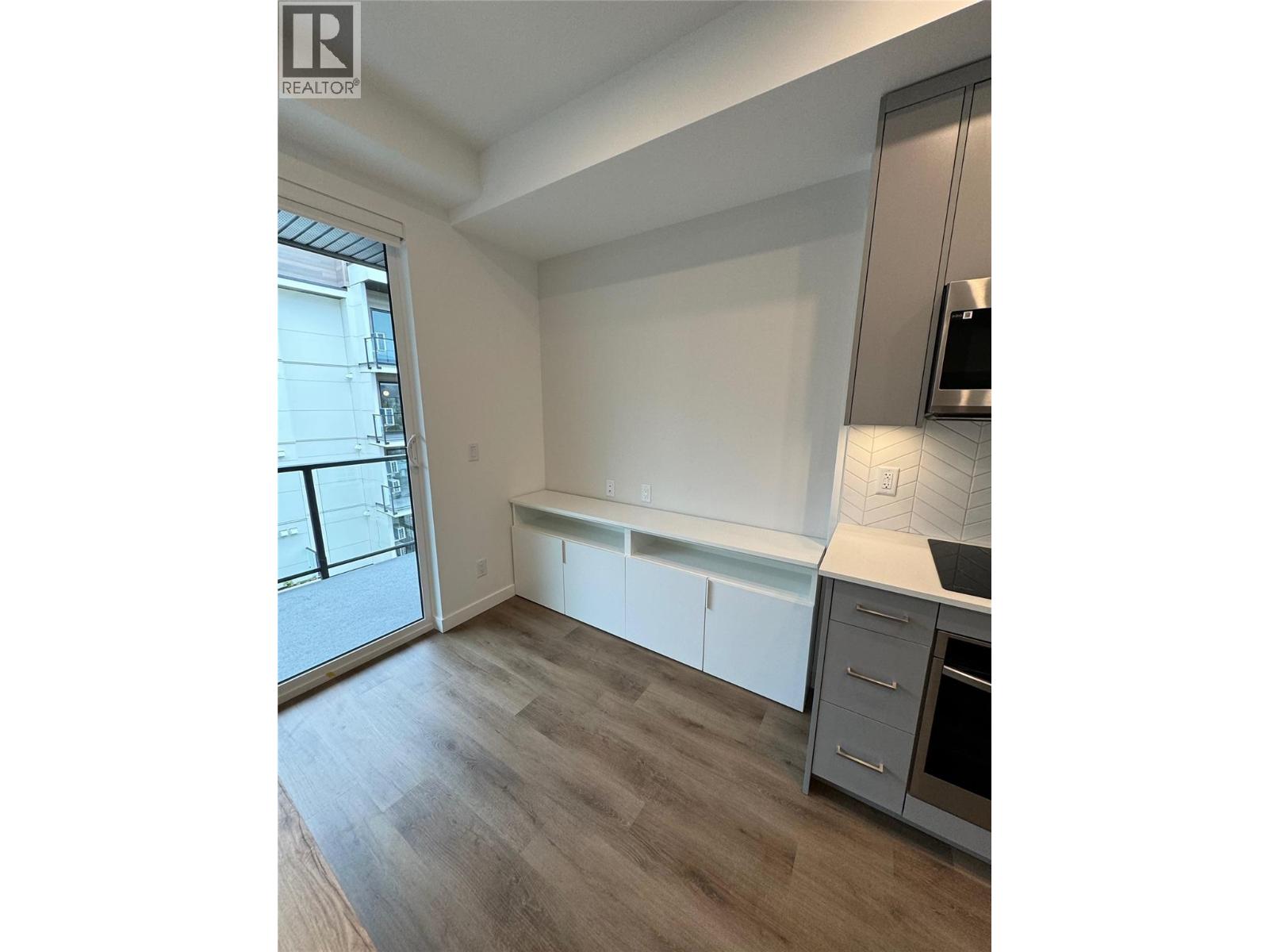 1274 Devonshire Avenue Unit# 445 Property Photo 5