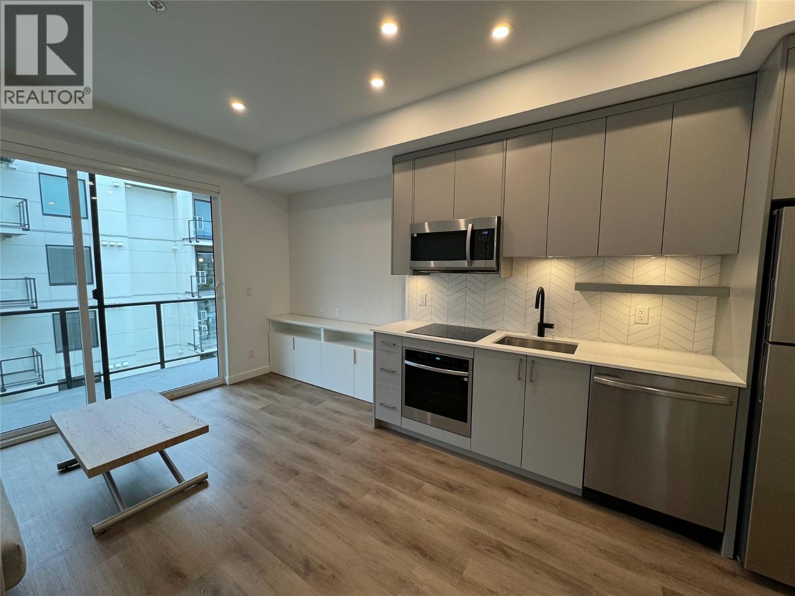 1274 Devonshire Avenue Unit# 445 Property Photo 16