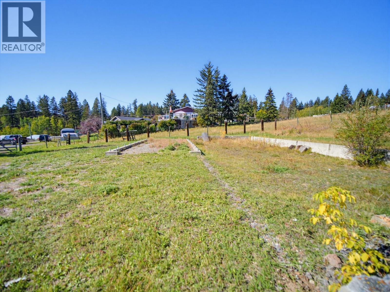 2596 Holbrook Place Property Photo 12