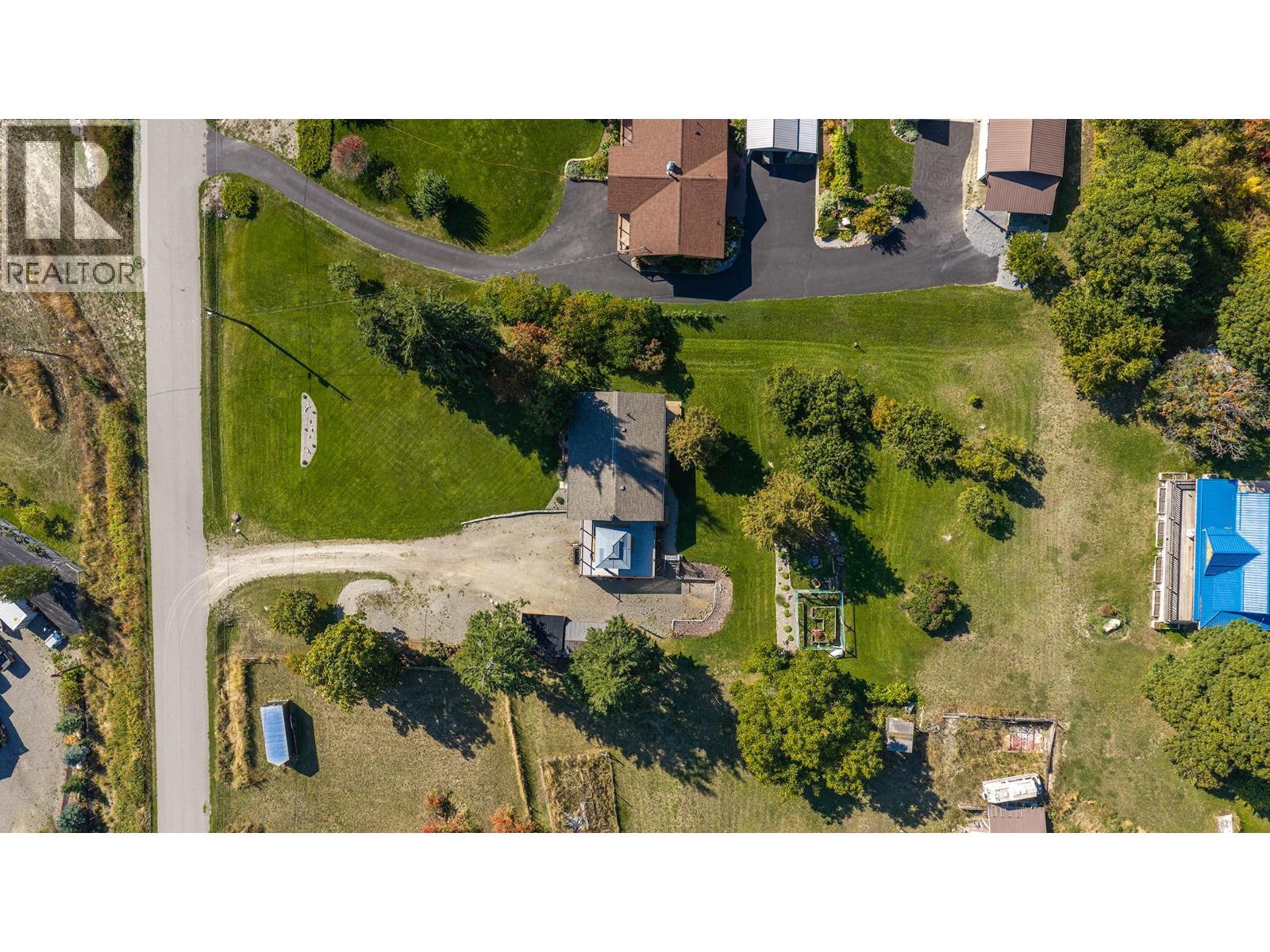 960 Monrose Road Property Photo 31