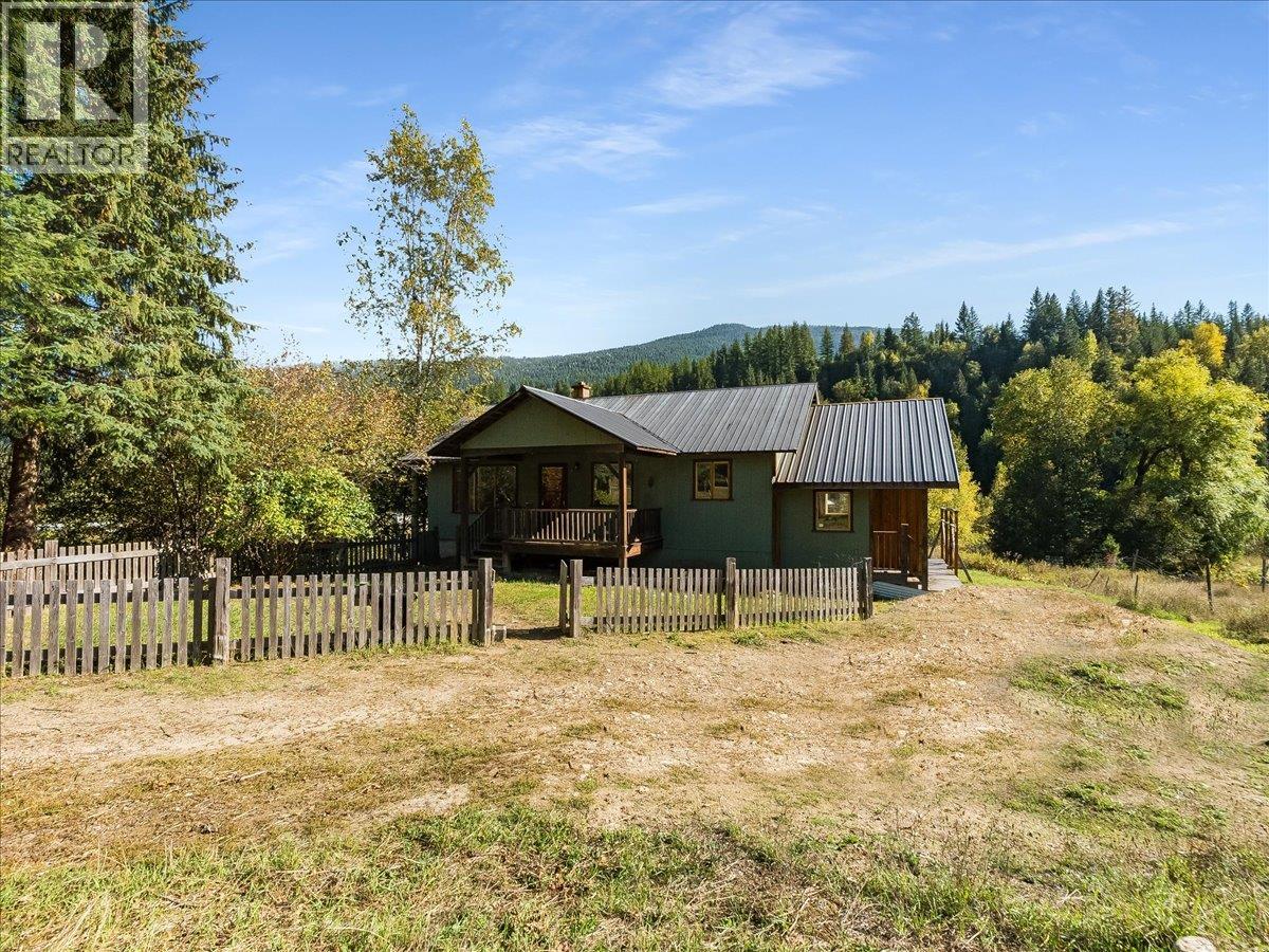 3168 Pass Creek Road Property Photo 1