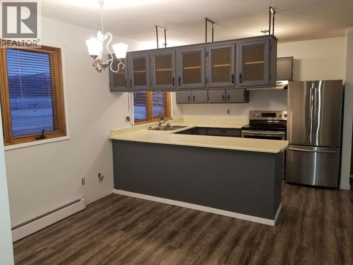 4194 Beach Avenue Property Photo 5
