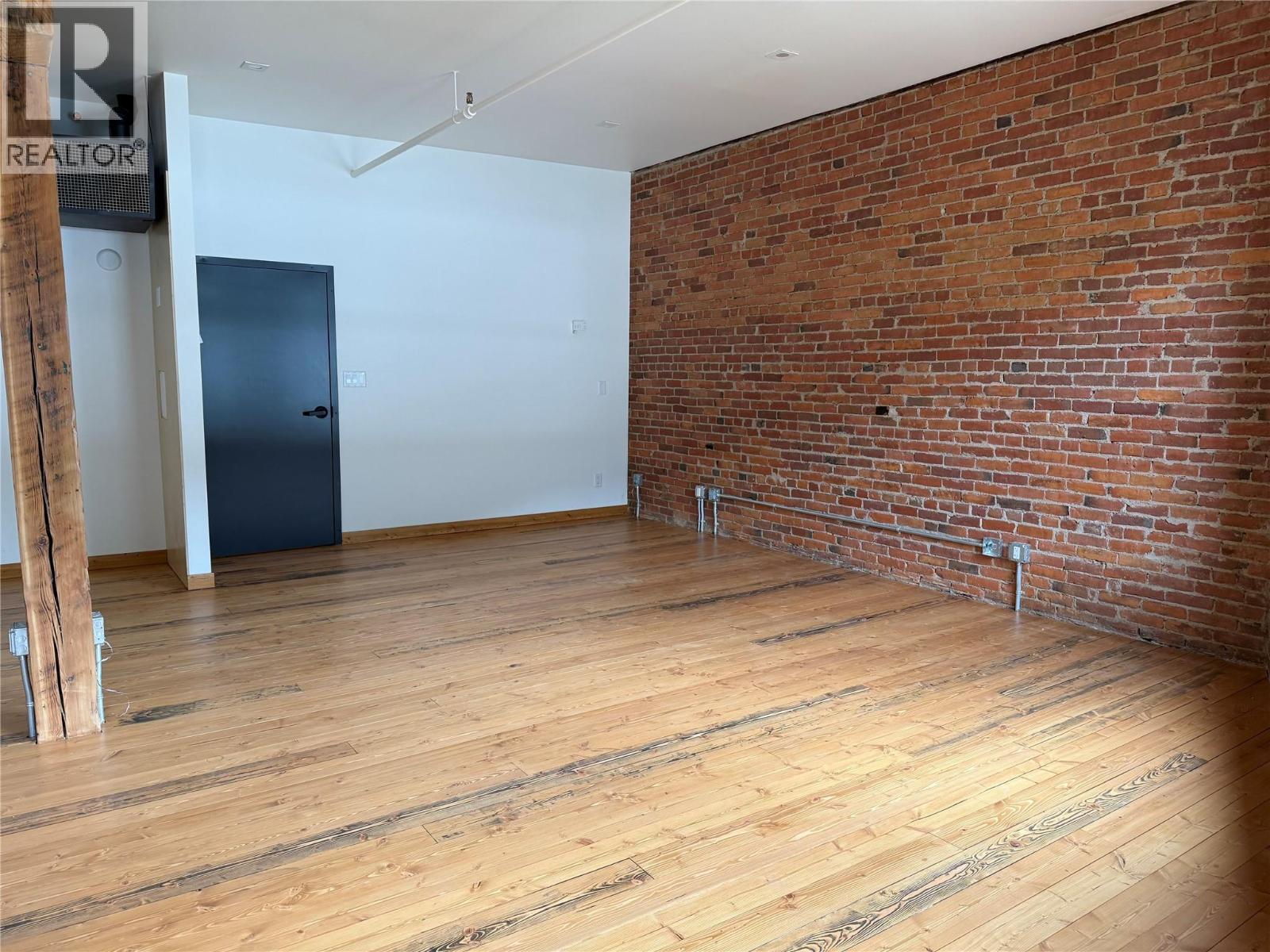625 Front Street Unit# 202 Property Photo 6