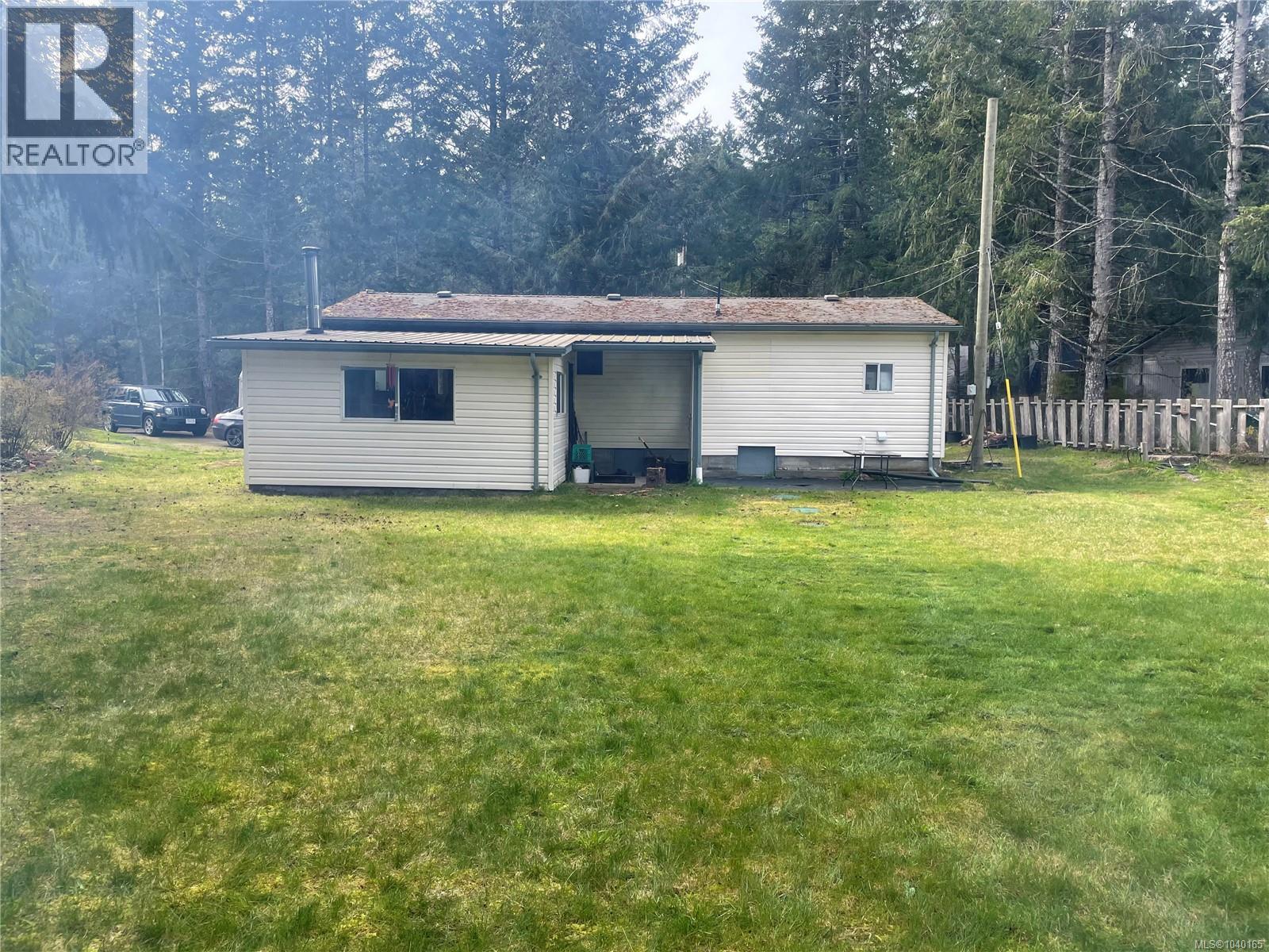 247 Huson Rd Property Photo 2