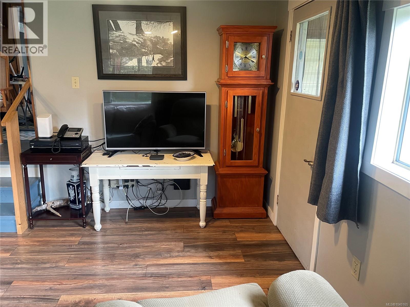 247 Huson Rd Property Photo 16