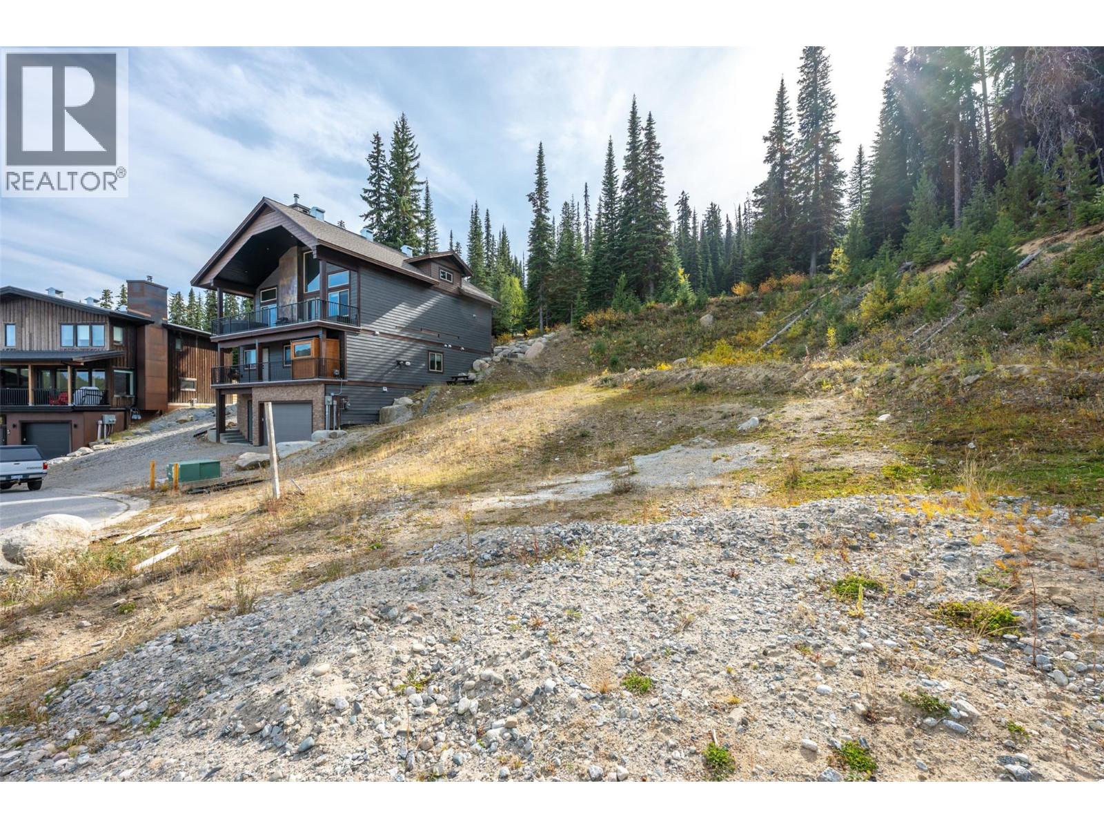 185 Snow Mountain Place Property Photo 4