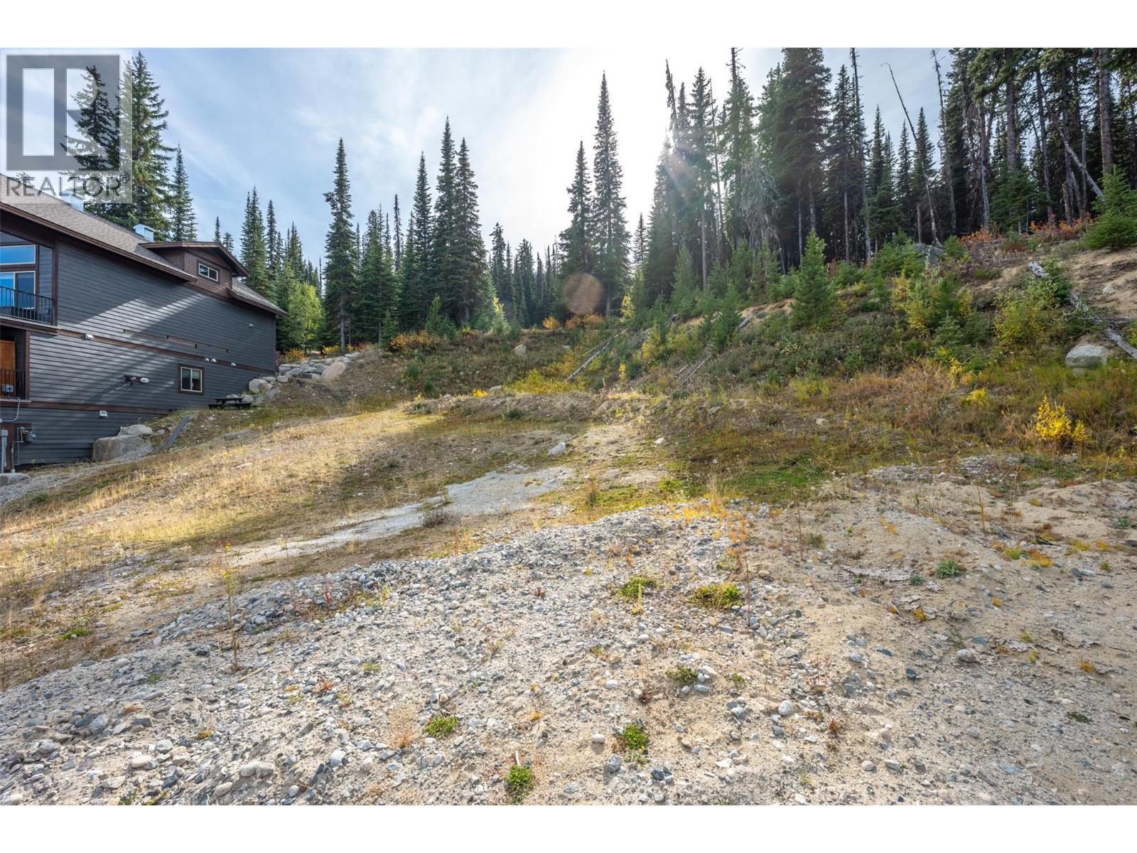 185 Snow Mountain Place Property Photo 5