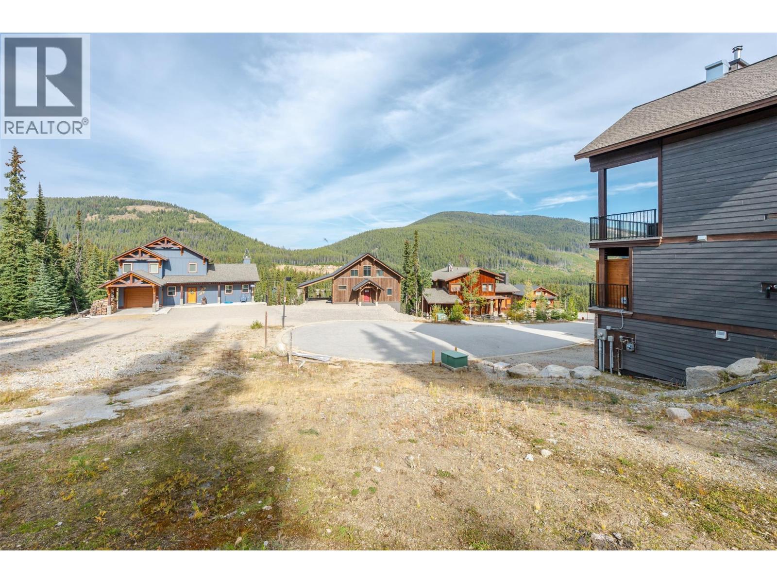 185 Snow Mountain Place Property Photo 9