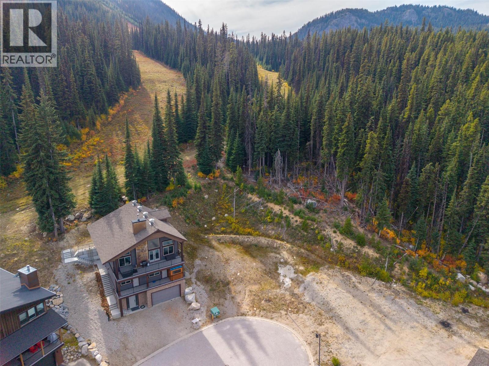 185 Snow Mountain Place Property Photo 14