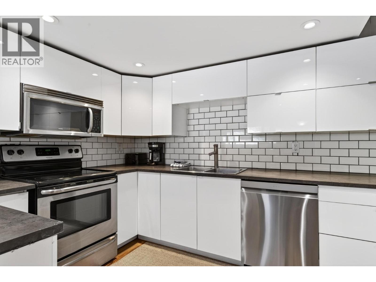 7375 Porcupine Road Unit# B6 Property Photo 7