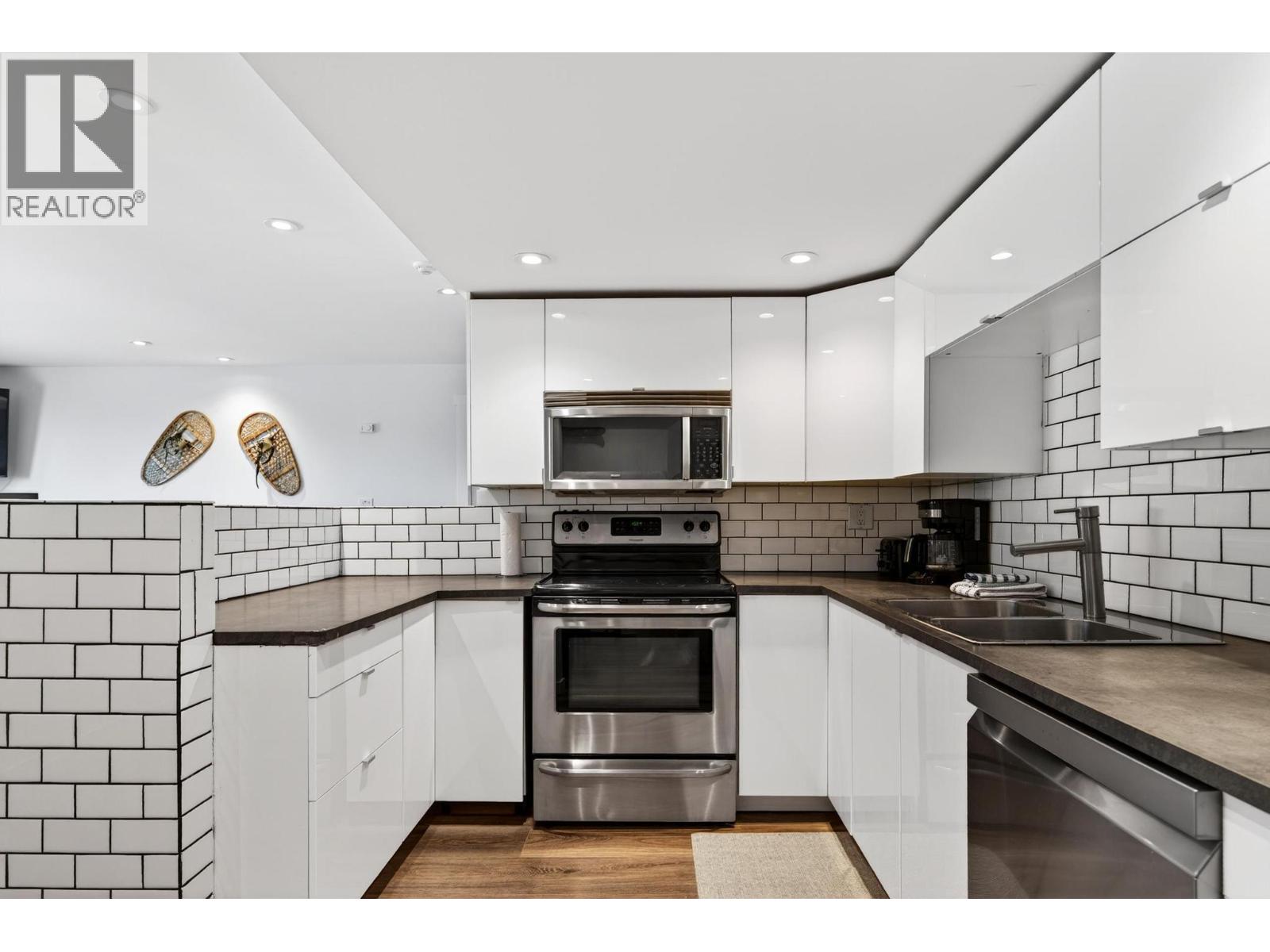 7375 Porcupine Road Unit# B6 Property Photo 8