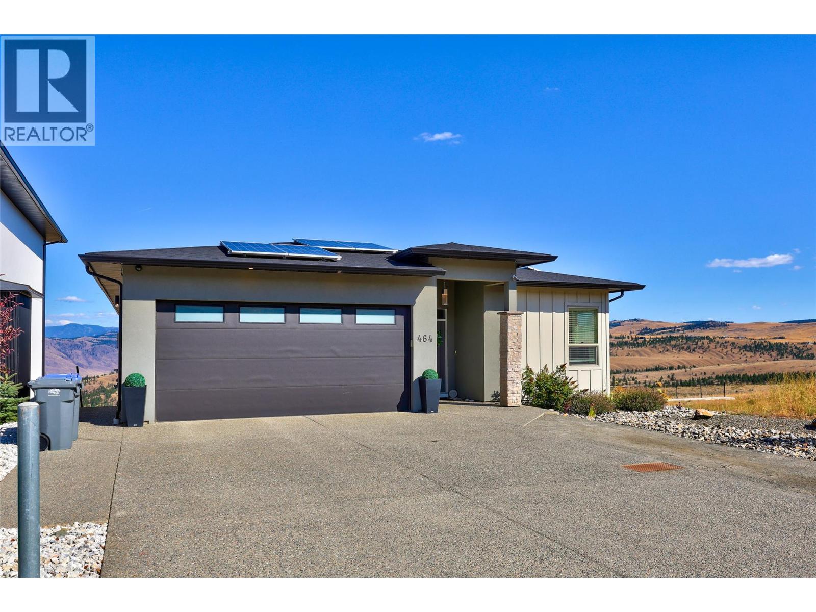 464 Edinburgh Boulevard Property Photo 1
