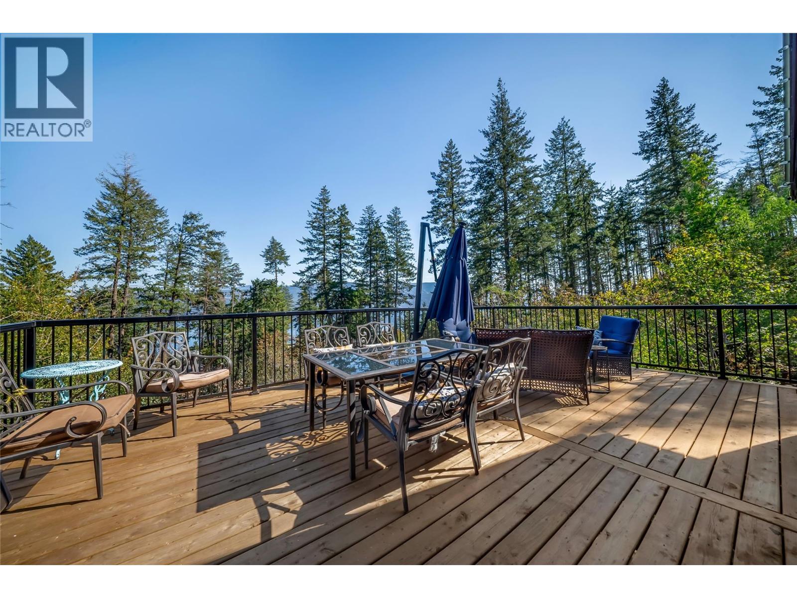 665 Udell Road Property Photo 3