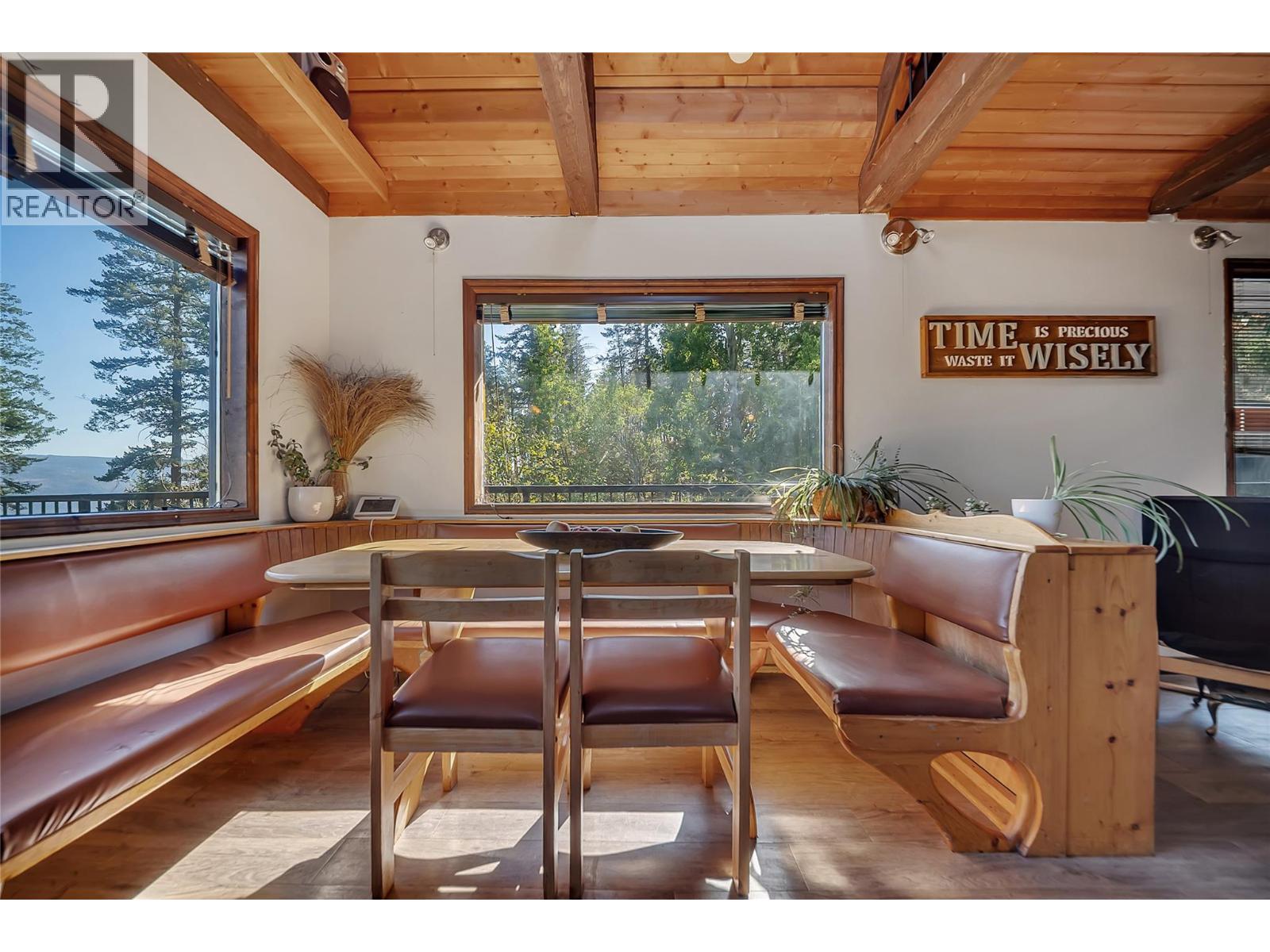 665 Udell Road Property Photo 18