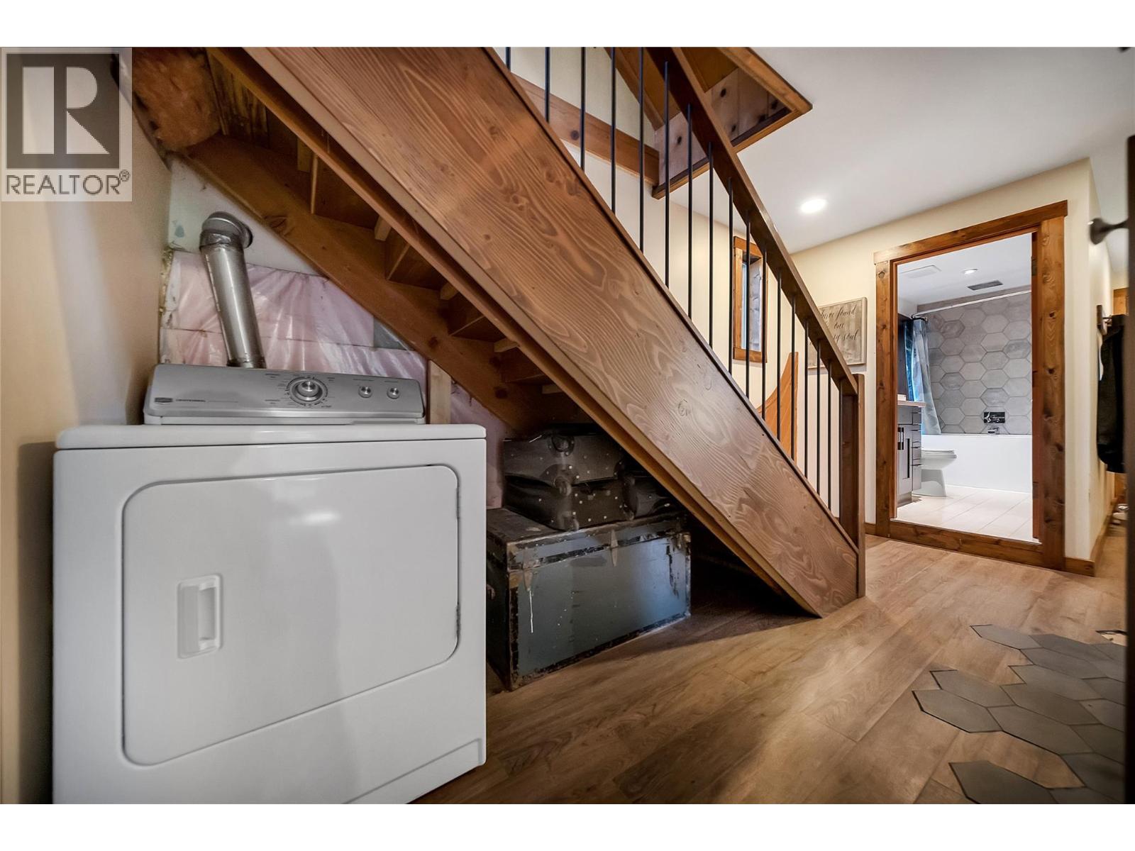 665 Udell Road Property Photo 38
