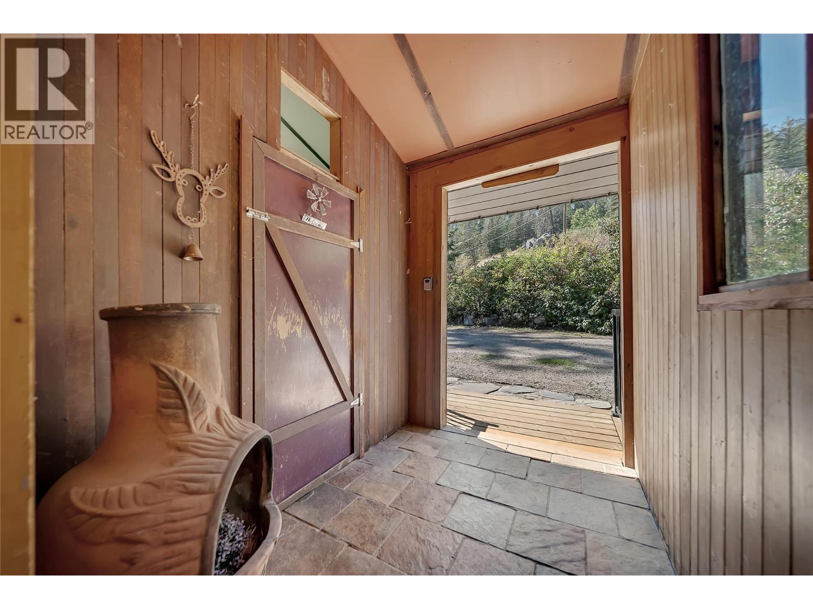 665 Udell Road Property Photo 40