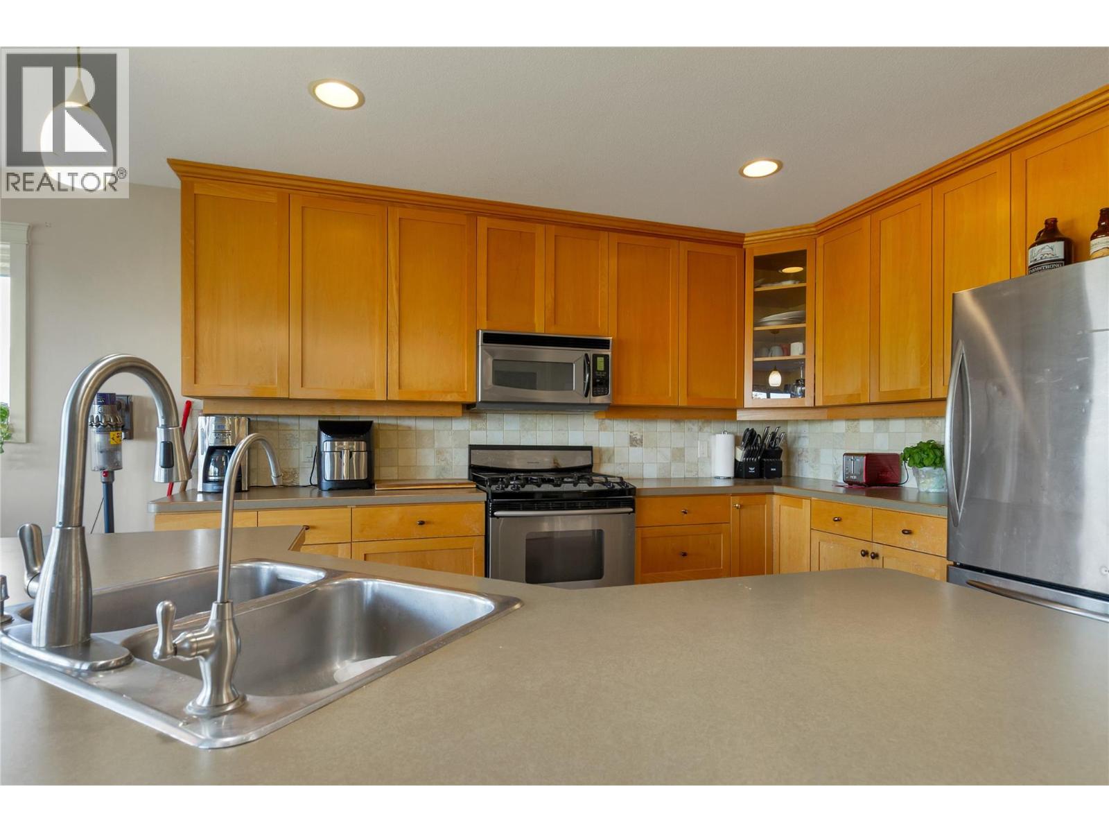 110 Red Rock Crescent Property Photo 10