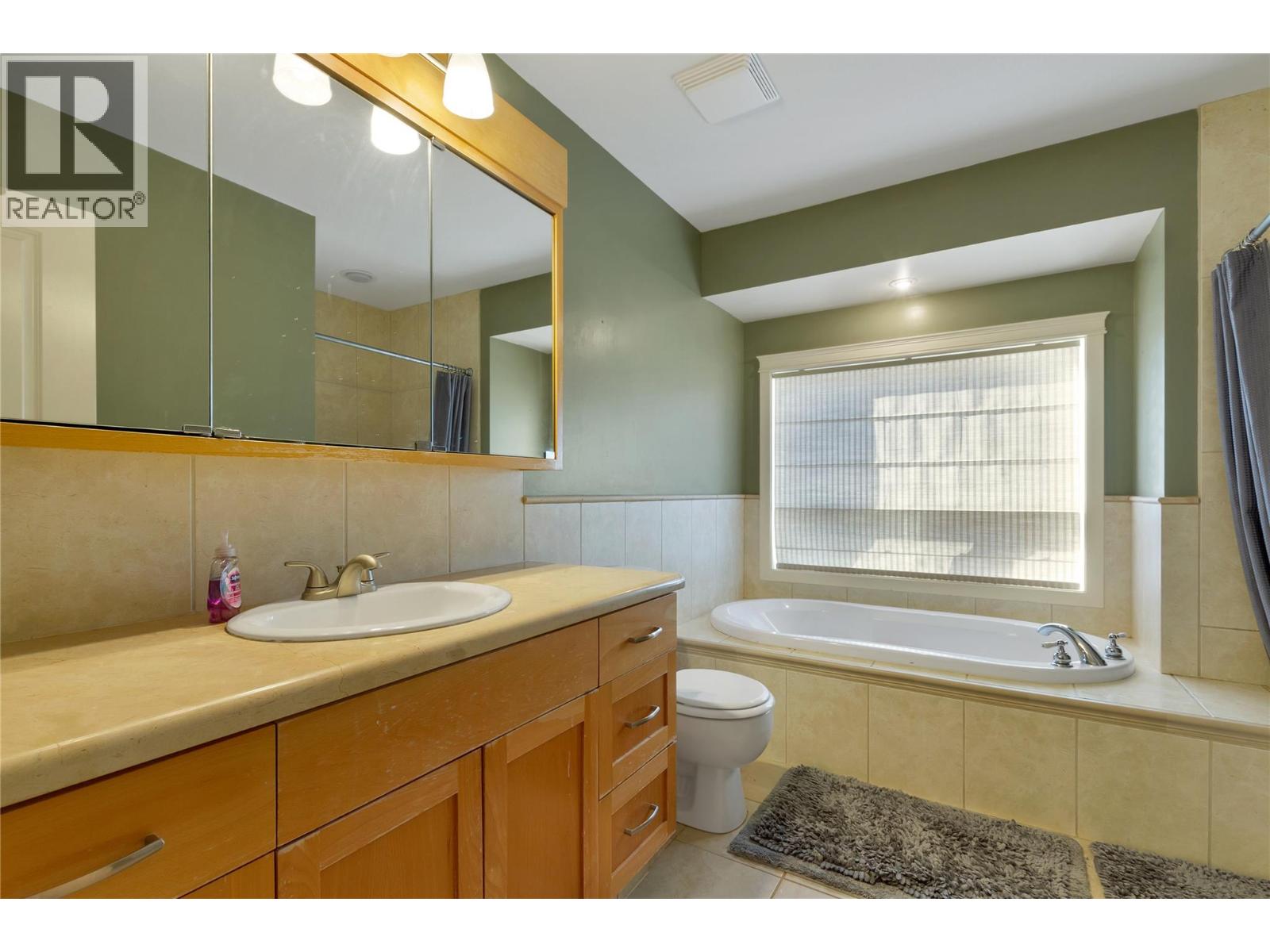 110 Red Rock Crescent Property Photo 13