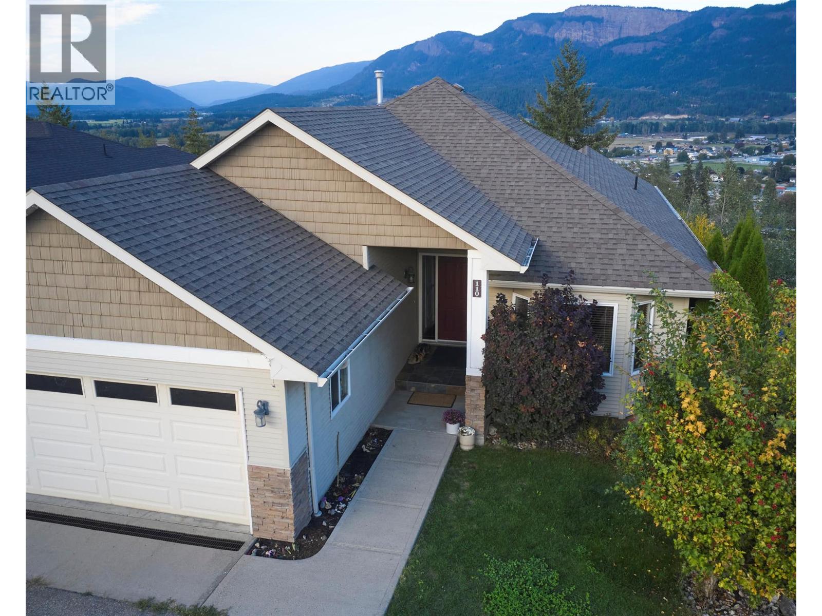 110 Red Rock Crescent Property Photo 60