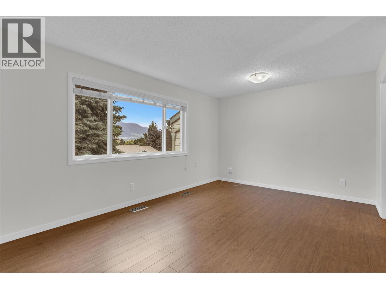 1675 Thayer Court Unit# 3 Property Photo 18