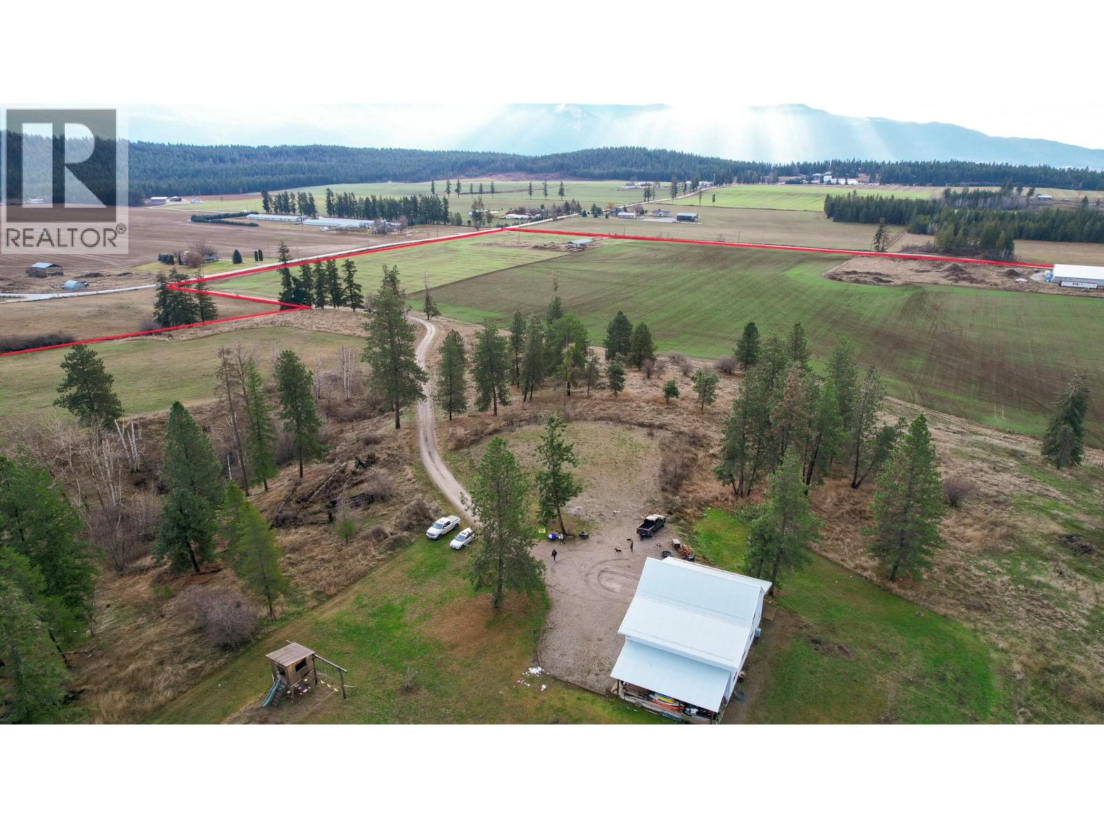 3922 Hullcar Road Property Photo 1