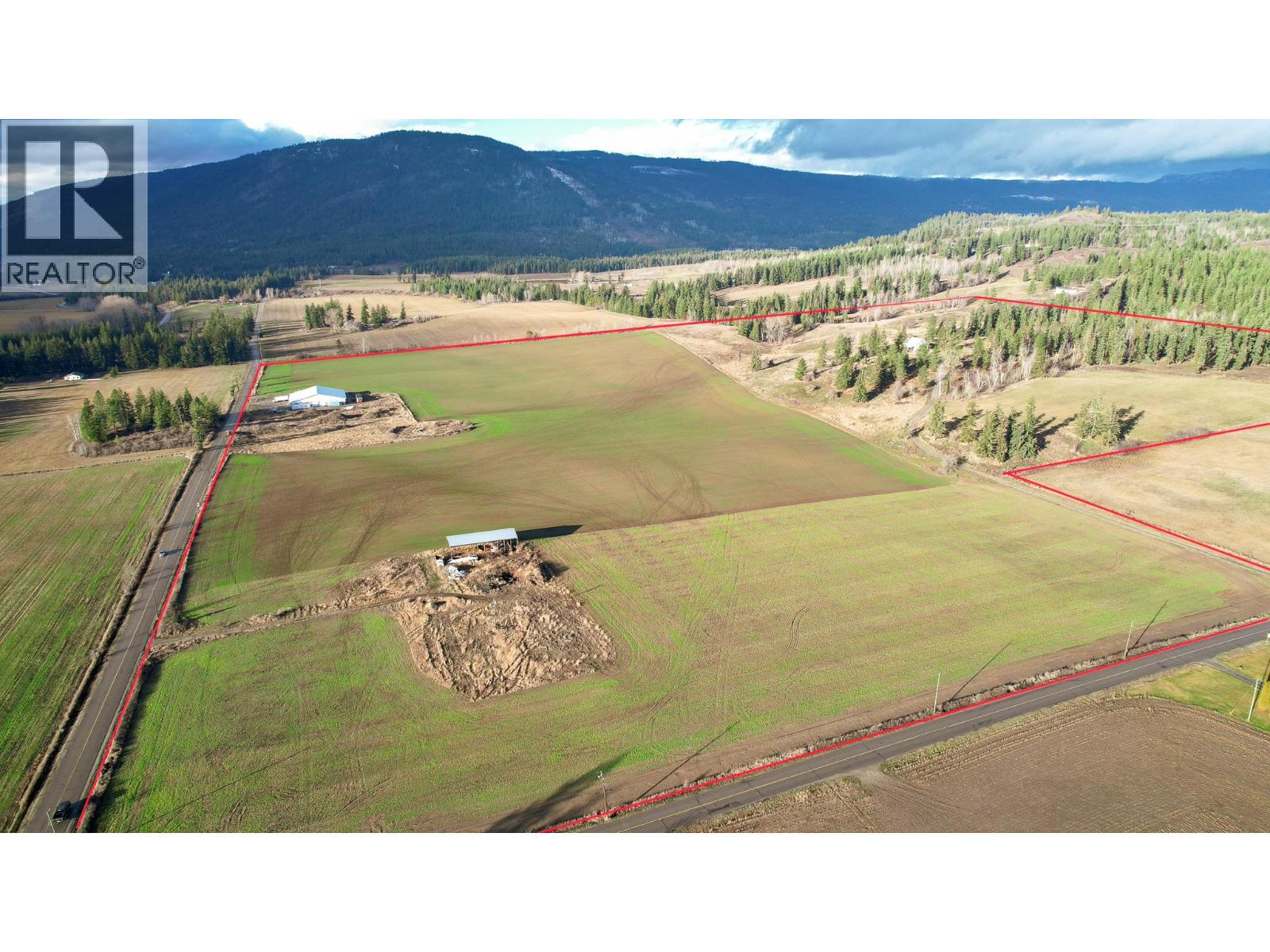 3922 Hullcar Road Property Photo 2