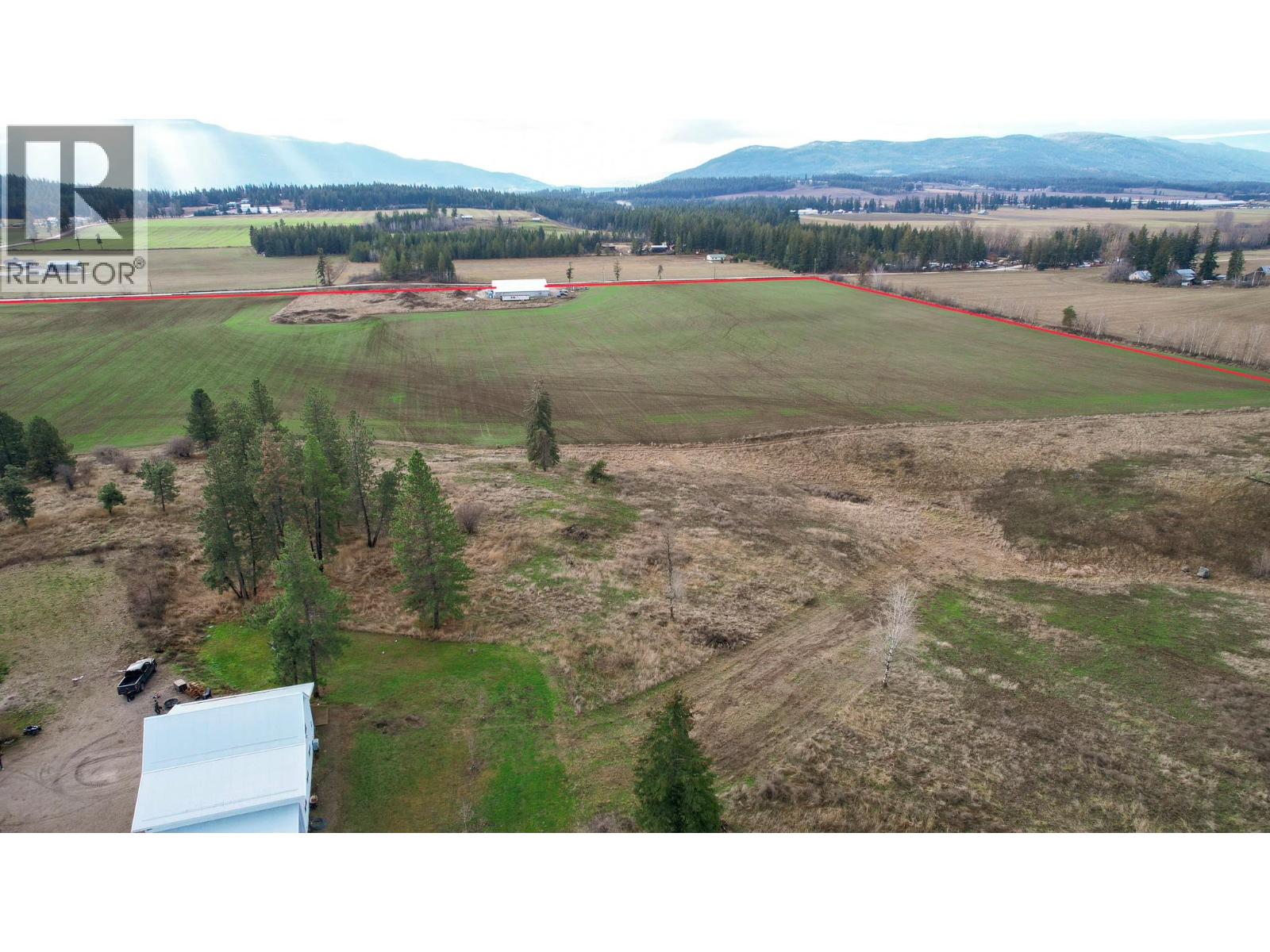 3922 Hullcar Road Property Photo 4